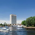 Mercure 4*