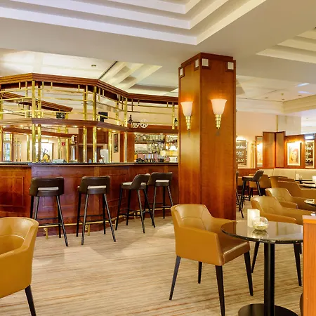 Mercure Отель
