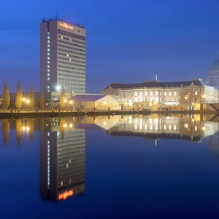 Mercure Потсдам