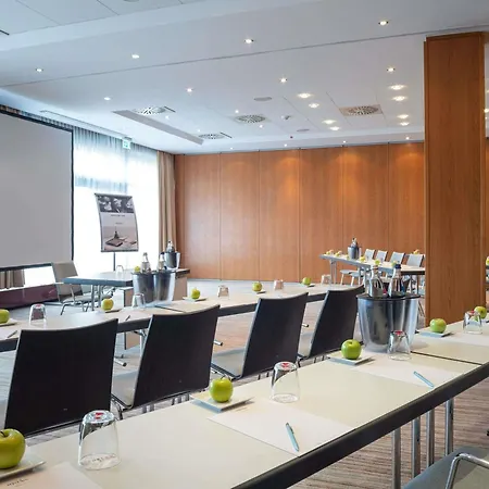 Mercure Отель Потсдам