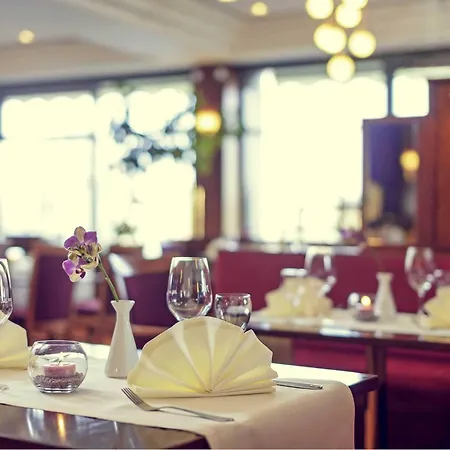 Отель Mercure 4*