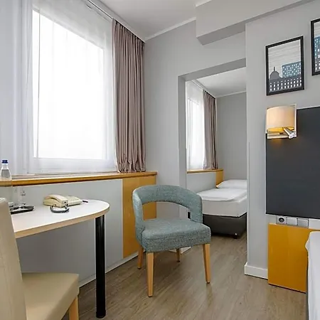 Mercure Отель Потсдам